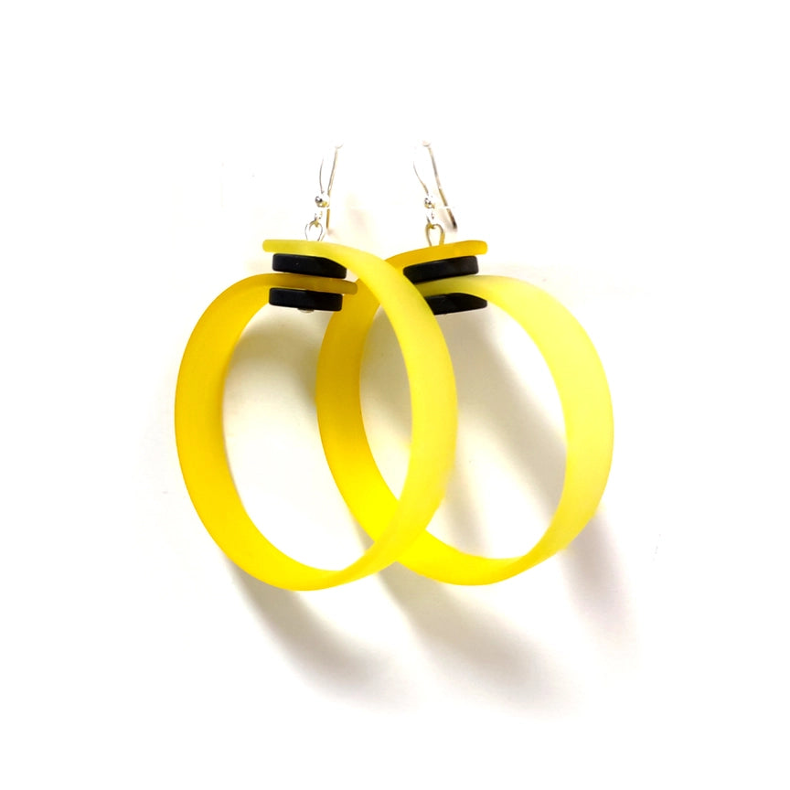 Ora Rubber Earrings